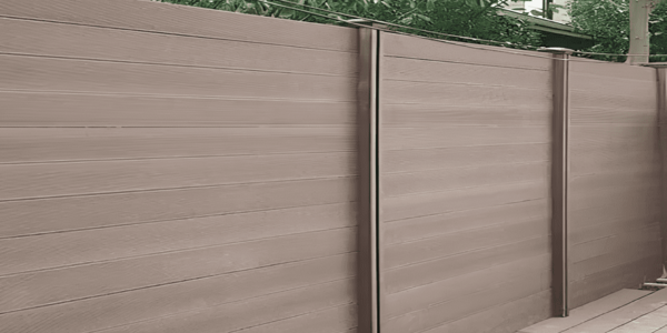 Factory-Direct-Wood-Plastic-Composite-Pillar-Easy-Installation-DIY-Size-Recycled-Fence-Panel-WPC-Fence-Composite-Fencing-e1712873807635 (1) (3) (1)