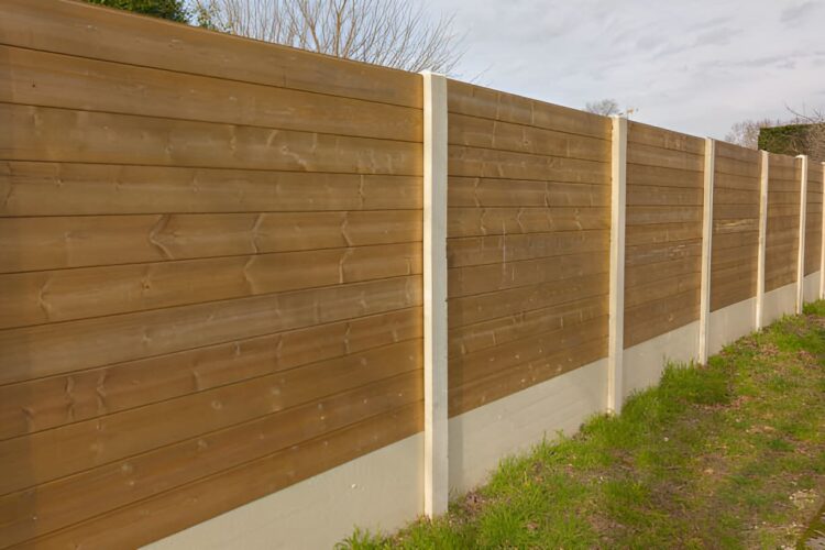 wood privacy fence